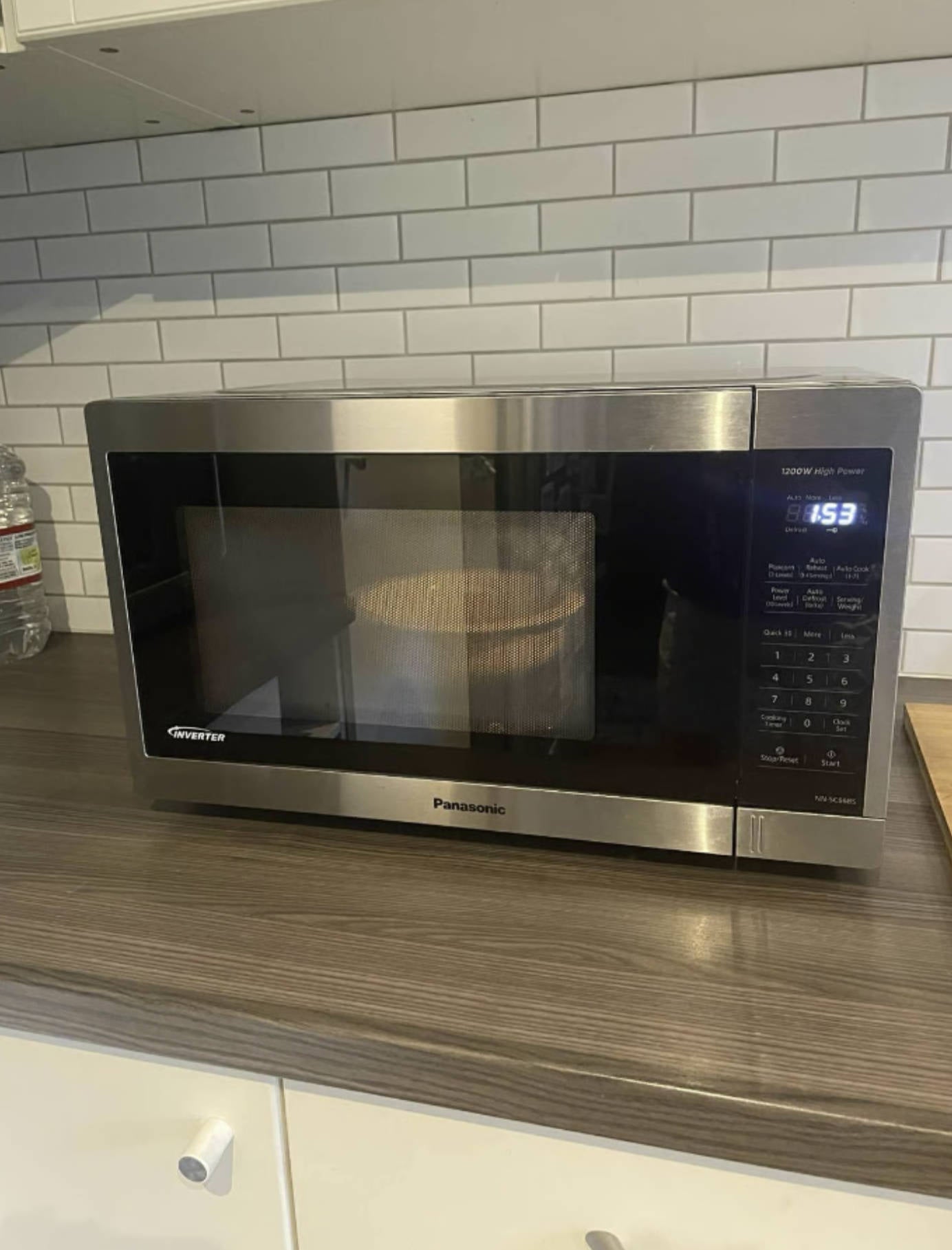 Microwave Oven